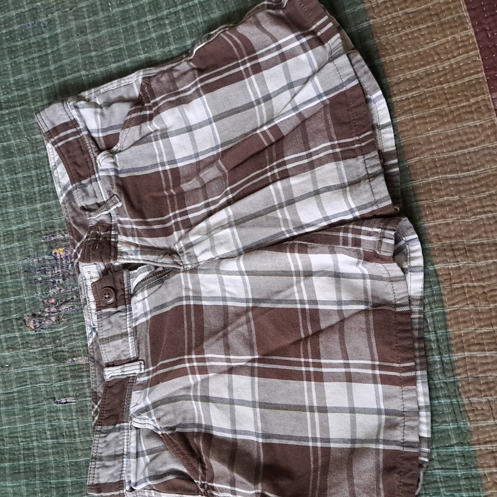 Abercrombie and Fitch brown and white checkered shorts